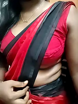 Snapshot of Tamilmallu-duskygirl03 chatting on 06.10.26 Tamilmallu-duskygirl03 online show from 06.10.26
