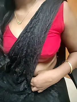 Snapshot of Tamilmallu-duskygirl03 chatting on 07.12.26 Tamilmallu-duskygirl03 online show from 07.12.26