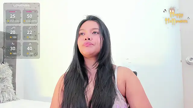 Snapshot of miss_aitana_ chatting on 10.20.25 miss aitana online show from 10.20.25
