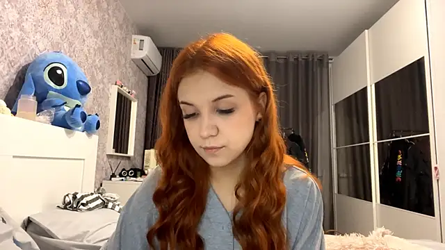 Snapshot of Randa_babygirl chatting on 10.15.25 Randa babygirl online show from 10.15.25