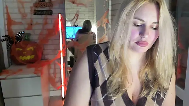 Passion-Blondy online show from 10.22.25