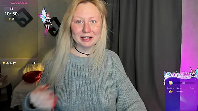 Snapshot of scent__of_woman chatting on 02.20.26 scent of woman online show from 02.20.26