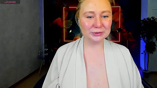 Snapshot of scent__of_woman chatting on 03.01.26 scent of woman online show from 03.01.26