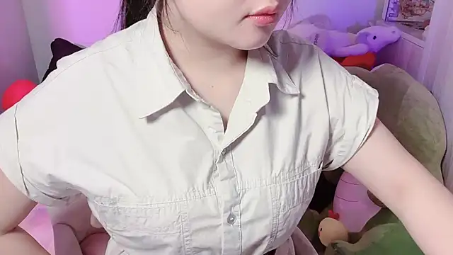 Snapshot of BeChinh_Lee chatting on 03.14.26 BeChinh Lee online show from 03.14.26