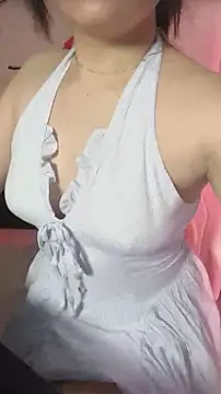 Snapshot of BeChinh_Lee chatting on 04.11.26 BeChinh Lee online show from 04.11.26