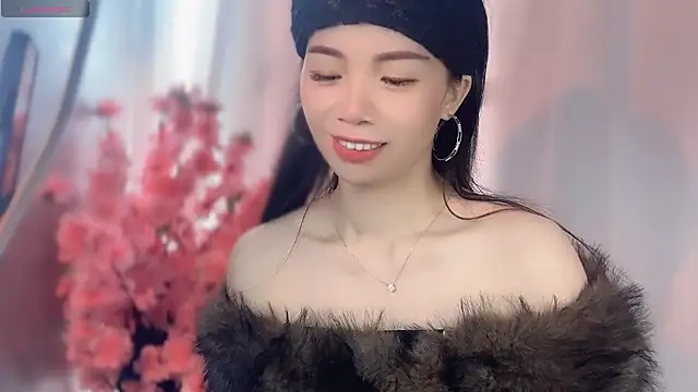 Lynnalltop-165-KeKe online show from 11.14.25