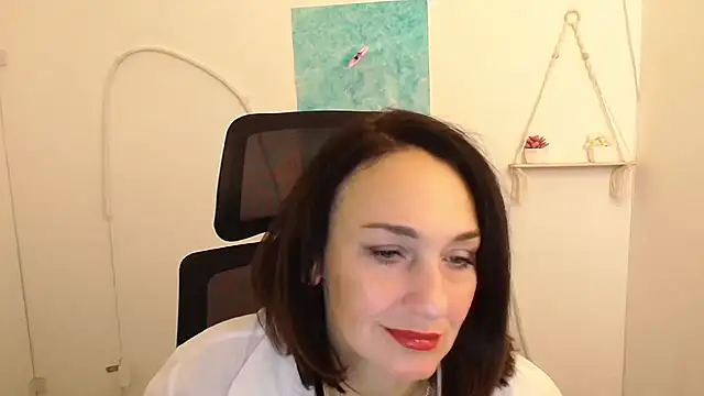 Snapshot of Rosie_Rosee chatting on 11.08.25 Rosie Rosee online show from 11.08.25