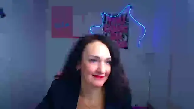 Snapshot of Rosie_Rosee chatting on 02.19.26 Rosie Rosee online show from 02.19.26