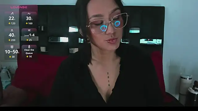 SussySunny  online show from 04.11.26