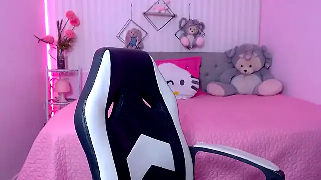 zara cute online show from 04.16.26