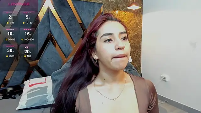 Snapshot of Vittoria_Conti_ chatting on 04.18.26 Vittoria Conti online show from 04.18.26