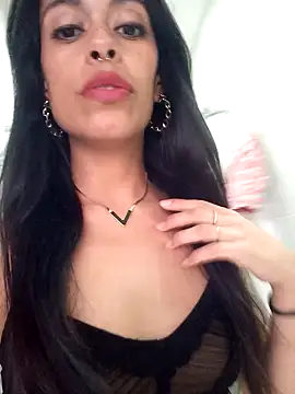 Snapshot of candy_princessex chatting on 10.10.25 candy princessex online show from 10.10.25