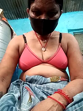 Snapshot of R_sehjal chatting on 11.02.25 R sehjal online show from 11.02.25