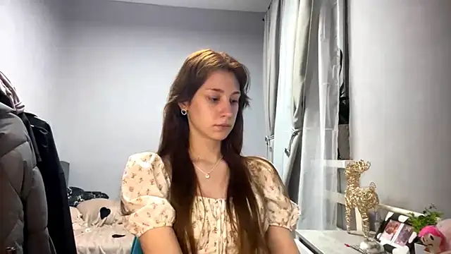 WildPeachh online show from 11.17.25