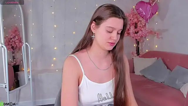 Renesmy Black online show from 02.19.26