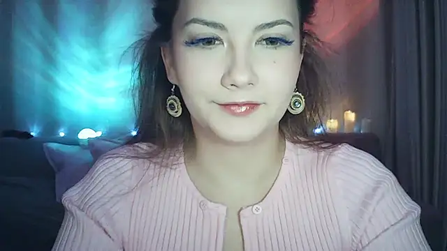 MoodieMira online show from 02.23.26