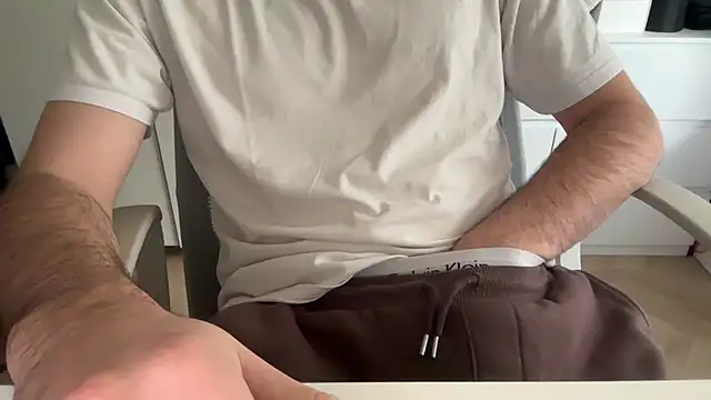 Snapshot of matrixx_9 chatting on 11.06.25 matrixx 9 online show from 11.06.25