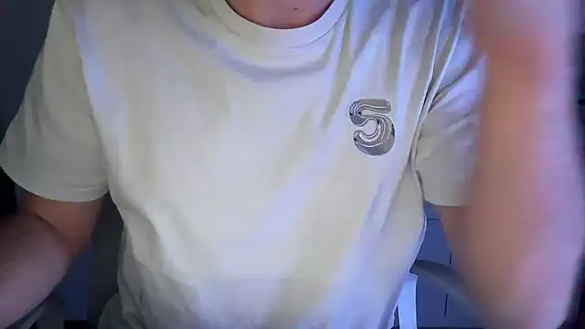 Snapshot of matrixx_9 chatting on 02.15.26 matrixx 9 online show from 02.15.26