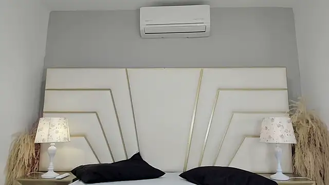 Snapshot of Zahir_Ashar chatting on 10.14.25 Zahir Ashar online show from 10.14.25