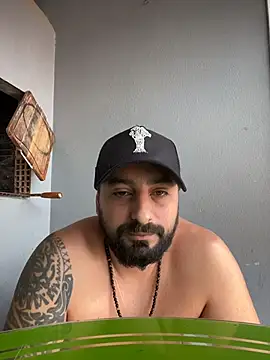 Snapshot of Sedutor69- chatting on 10.31.25 Sedutor69- online show from 10.31.25