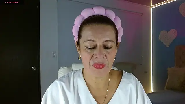 Snapshot of channelsmith_55 chatting on 03.11.26 channelsmith 55 online show from 03.11.26