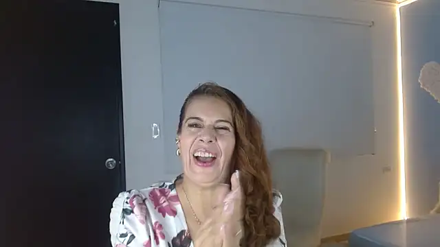 Snapshot of channelsmith_55 chatting on 04.06.26 channelsmith 55 online show from 04.06.26