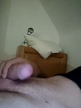 Snapshot of Alexszader36 chatting on 10.10.25 Alexszader36 online show from 10.10.25