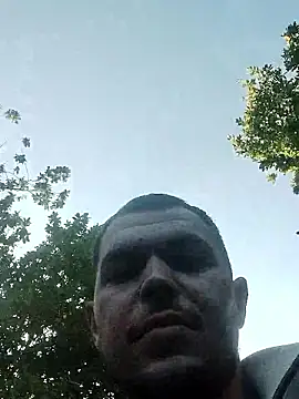 Snapshot of Alexszader36 chatting on 10.12.25 Alexszader36 online show from 10.12.25