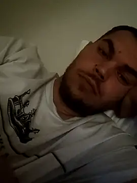 Snapshot of Alexszader36 chatting on 10.15.25 Alexszader36 online show from 10.15.25