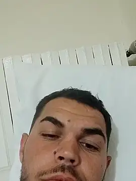 Snapshot of Alexszader36 chatting on 10.29.25 Alexszader36 online show from 10.29.25