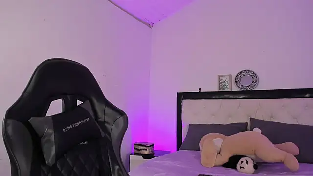 Barbieteeen online show from 11.16.25