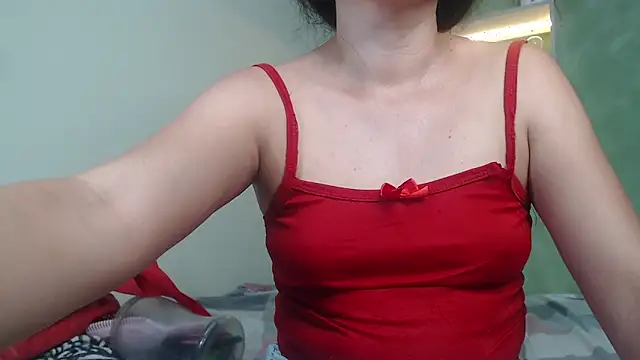 Snapshot of Renata_Rivas chatting on 05.13.26 Renata Rivas online show from 05.13.26
