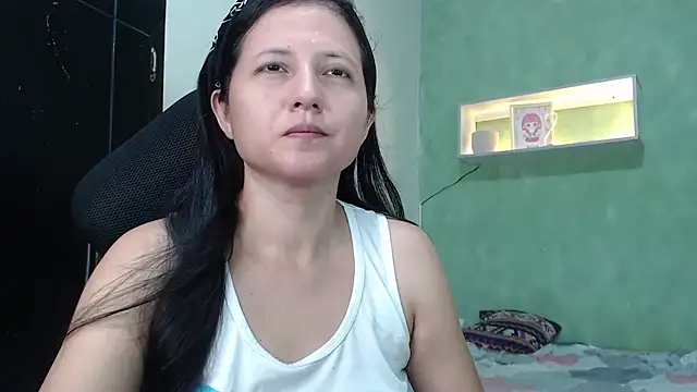 Snapshot of Renata_Rivas chatting on 07.17.26 Renata Rivas online show from 07.17.26