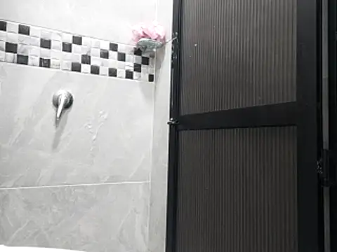 Snapshot of Cev_Am99 chatting on 11.30.25 Cev Am99 online show from 11.30.25