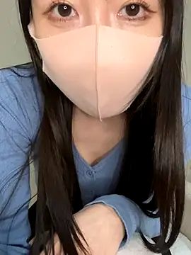 Snapshot of Onami_555 chatting on 11.15.25 Onami 555 online show from 11.15.25