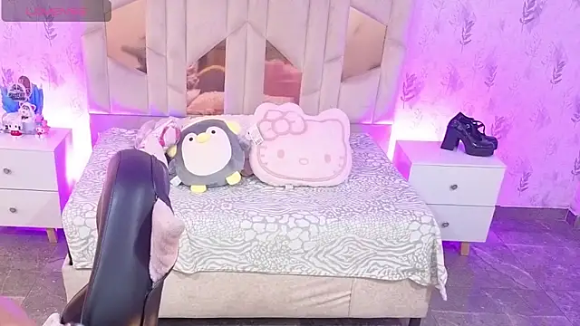 MARIANA TAY1 online show from 03.31.26