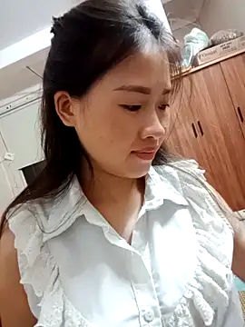 Snapshot of tuongvycute chatting on 10.19.25 tuongvycute online show from 10.19.25