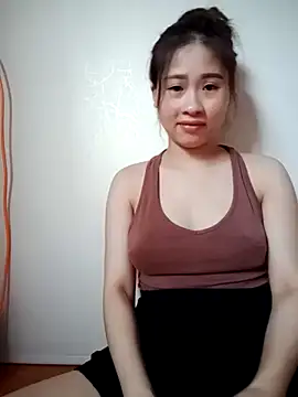 Snapshot of tuongvycute chatting on 10.21.25 tuongvycute online show from 10.21.25