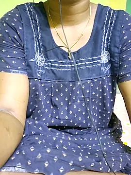 Snapshot of tamil_kanaka chatting on 05.17.26 tamil kanaka online show from 05.17.26