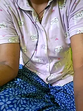 Snapshot of tamil_kanaka chatting on 06.06.26 tamil kanaka online show from 06.06.26