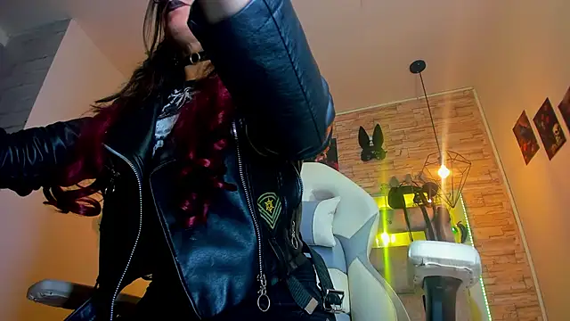 Evangelinejoness  online show from 03.26.26