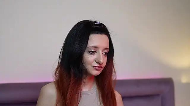 JoelleApril online show from 02.10.26