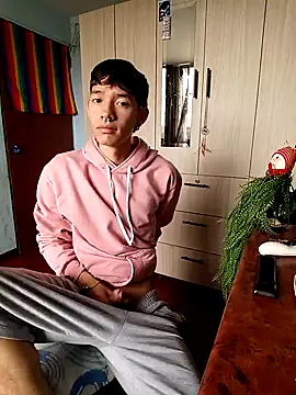 heyy noah11 online show from 10.14.25