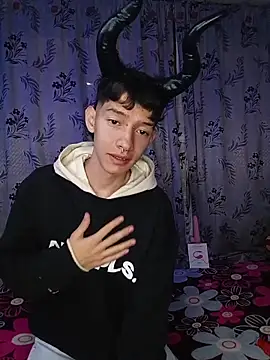 heyy noah11 online show from 11.13.25