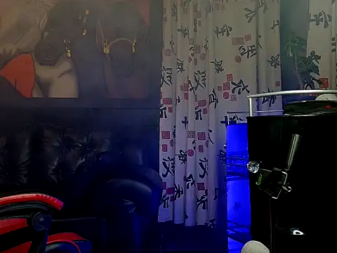 Snapshot of Molotov_Explosive chatting on 03.26.26 Molotov Explosive online show from 03.26.26
