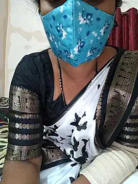 Snapshot of Best_Kannada_Couple chatting on 10.20.25 Best Kannada Couple online show from 10.20.25