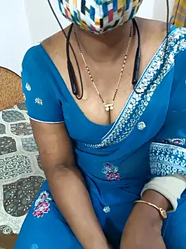 Snapshot of Best_Kannada_Couple chatting on 01.17.26 Best Kannada Couple online show from 01.17.26