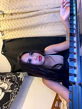 Snapshot of ItsXxxcole3 chatting on 12.02.25 ItsXxxcole3 online show from 12.02.25