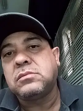 Snapshot of valboy08 chatting on 02.01.26 valboy08 online show from 02.01.26