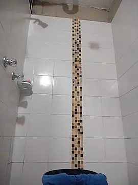 Snapshot of SlingingAsteroid chatting on 10.28.25 SlingingAsteroid online show from 10.28.25